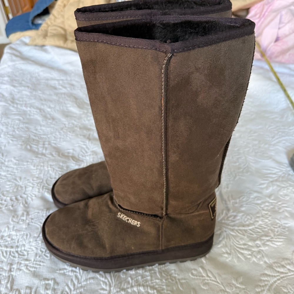Skechers Dark Brown Faux Suede Boots. Size 10